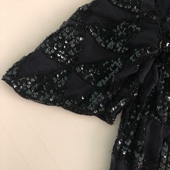 New! What goes around comes around XS navy beaded - Picture 3 of 4